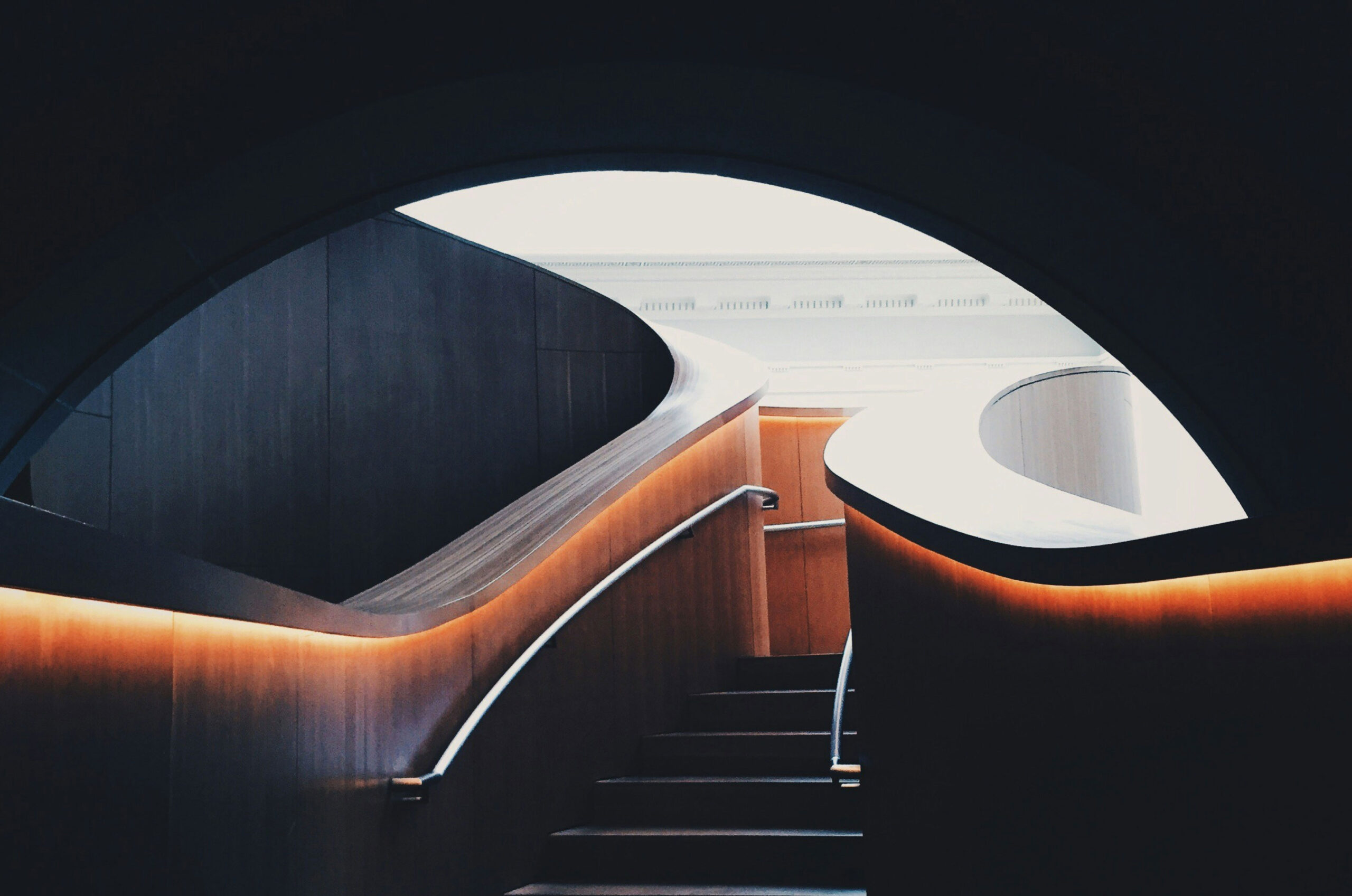 arturo castaneyra xlyogt8i1qa unsplash